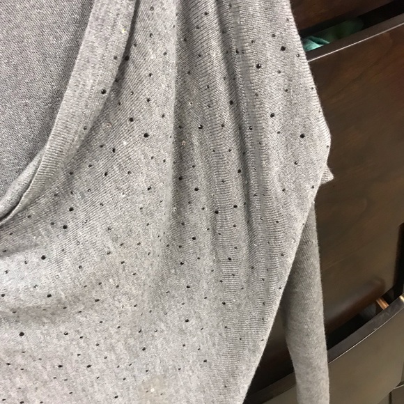 Sweater - Picture 4 of 5